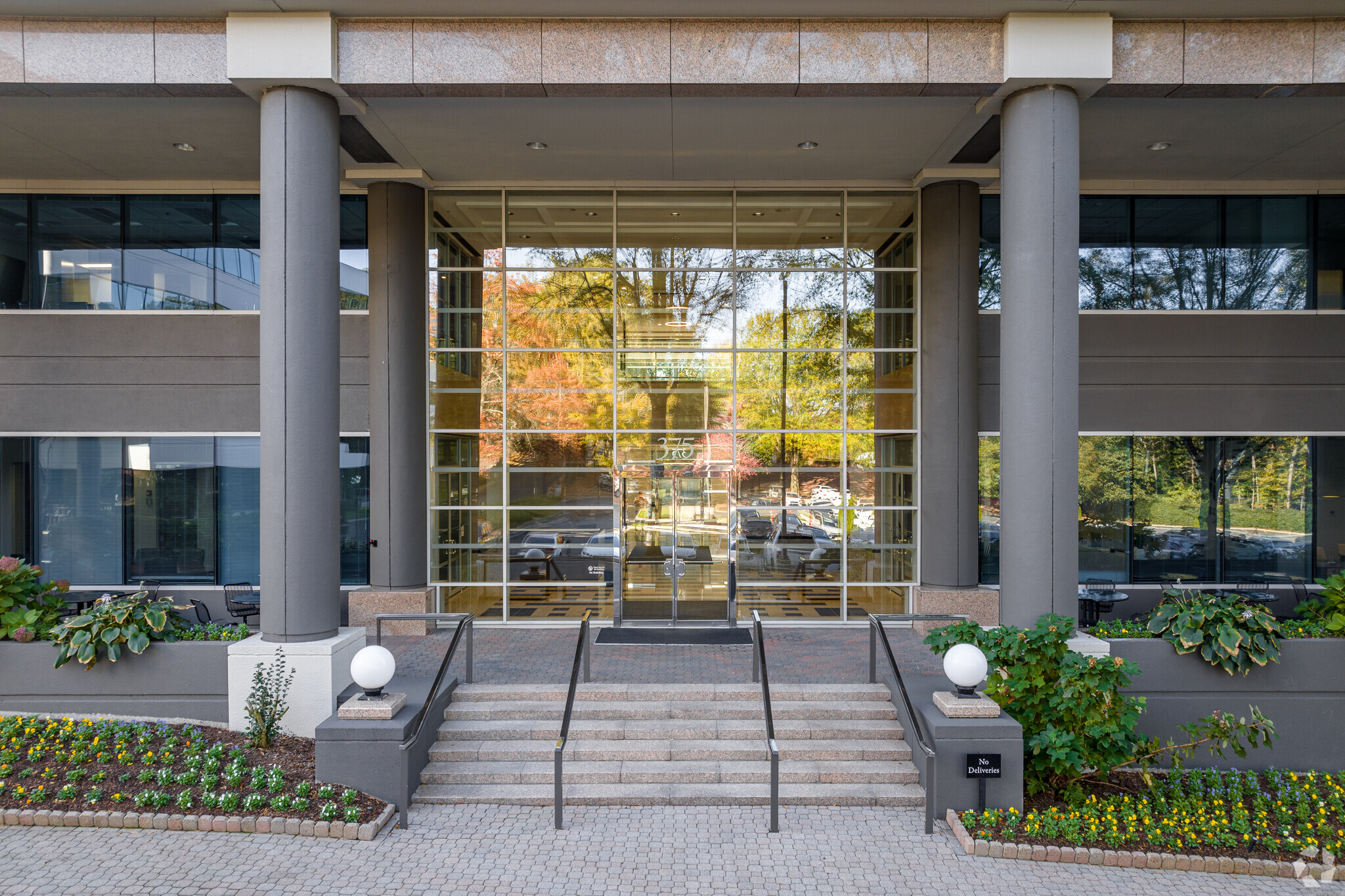 375 Northridge Rd, Atlanta, GA for sale Building Photo- Image 1 of 1