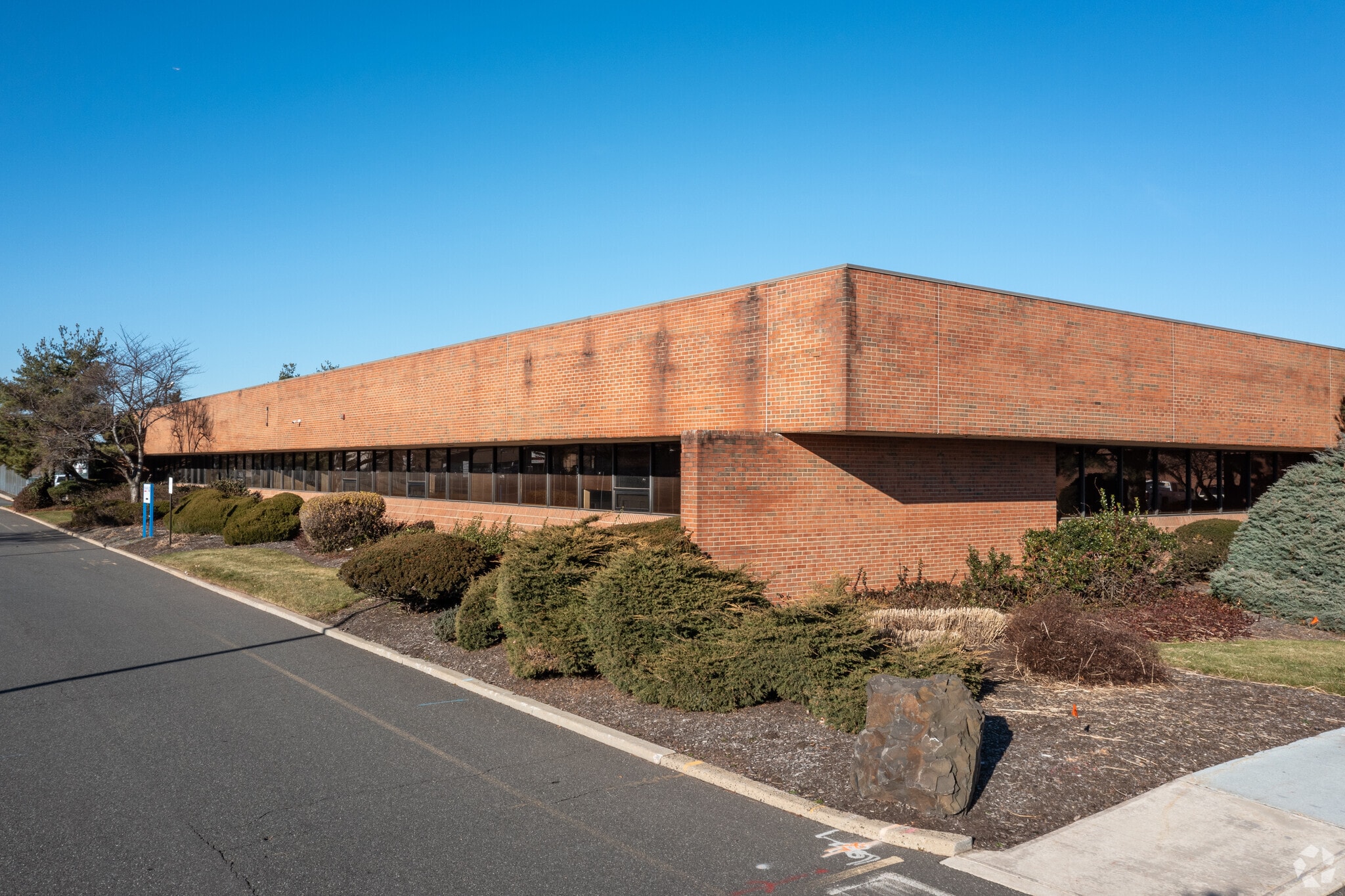 145 Talmadge Rd, Edison, NJ 08817 Industrial for Lease