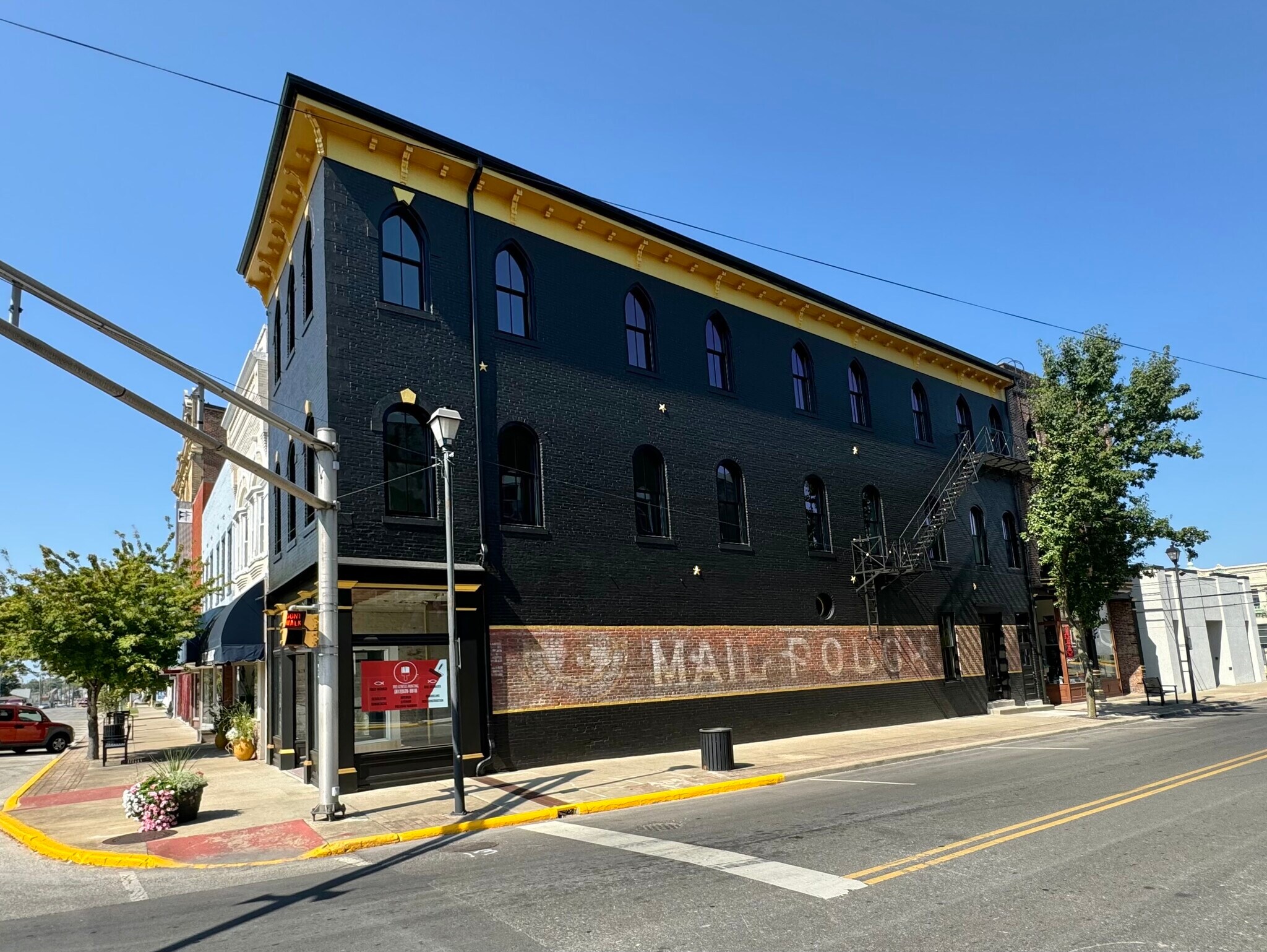 207 N Chestnut St, Seymour, IN for sale Primary Photo- Image 1 of 14