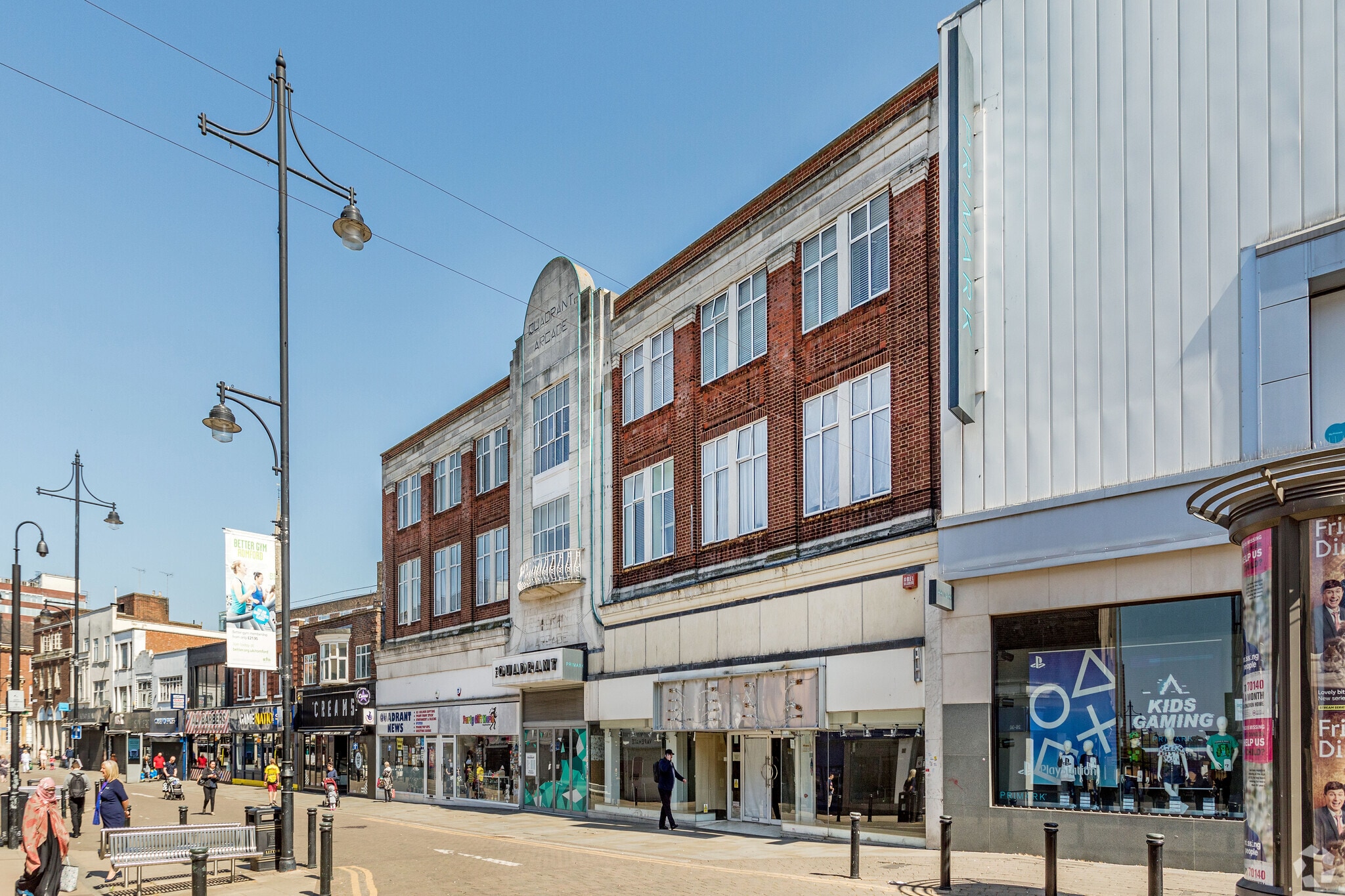 1-32 Quadrant Arcade, Romford for lease Primary Photo- Image 1 of 5