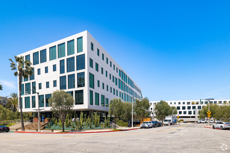 12105 W Waterfront Dr, Playa Vista, CA for sale - Primary Photo - Image 1 of 1