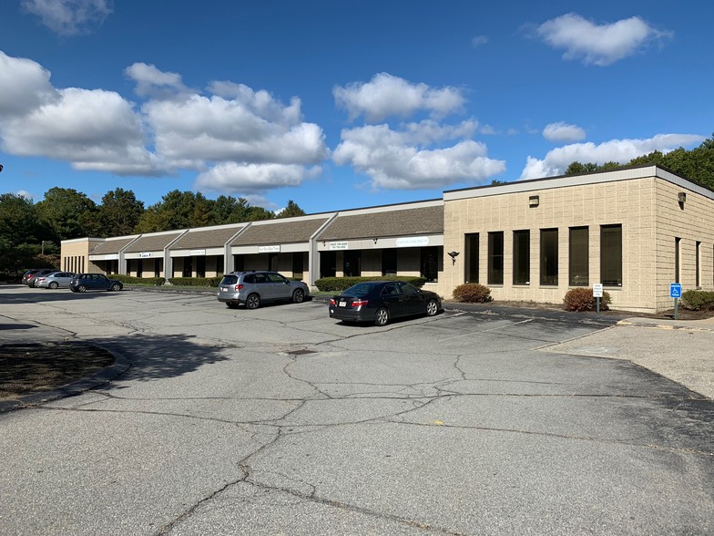 24 Rockland St, Hanover, MA for lease - Building Photo - Image 3 of 8