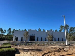 17657 Cordova Pl, Panama City Beach, FL for lease Building Photo- Image 2 of 9