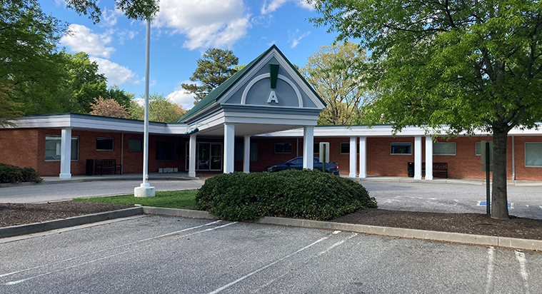 5700 Old Richmond Ave, Richmond, VA for lease - Building Photo - Image 1 of 4