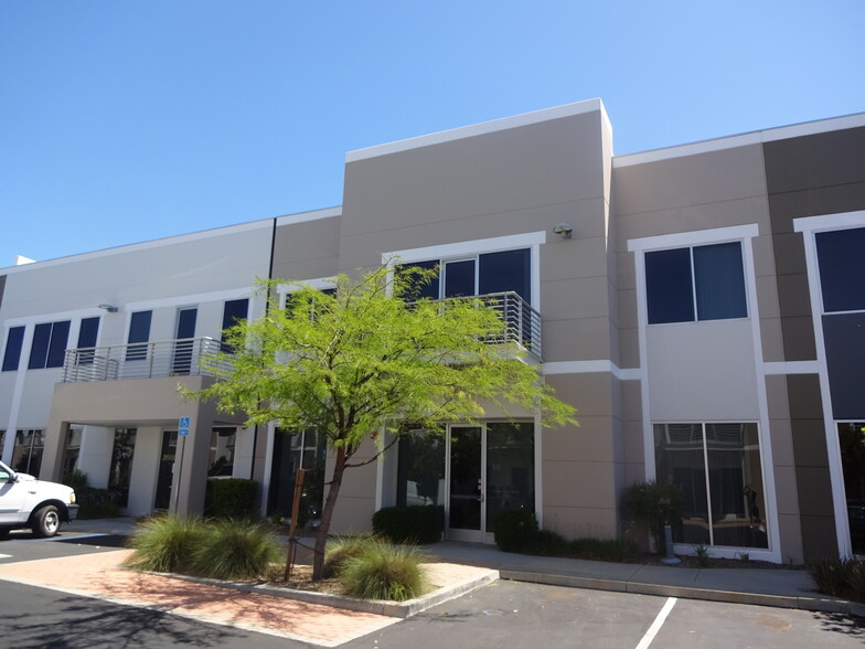 28348 Constellation Rd, Valencia, CA for lease - Building Photo - Image 1 of 9