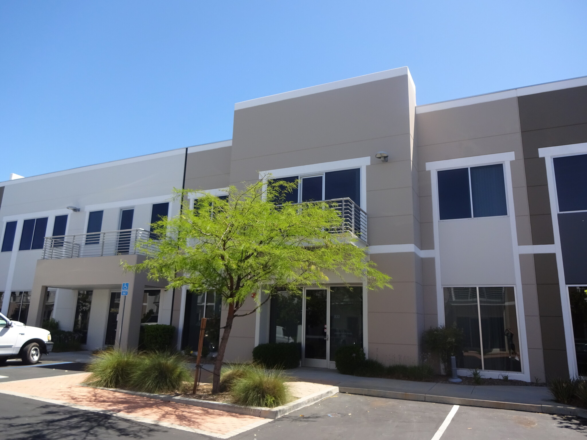 28348 Constellation Rd, Valencia, CA for lease Building Photo- Image 1 of 10