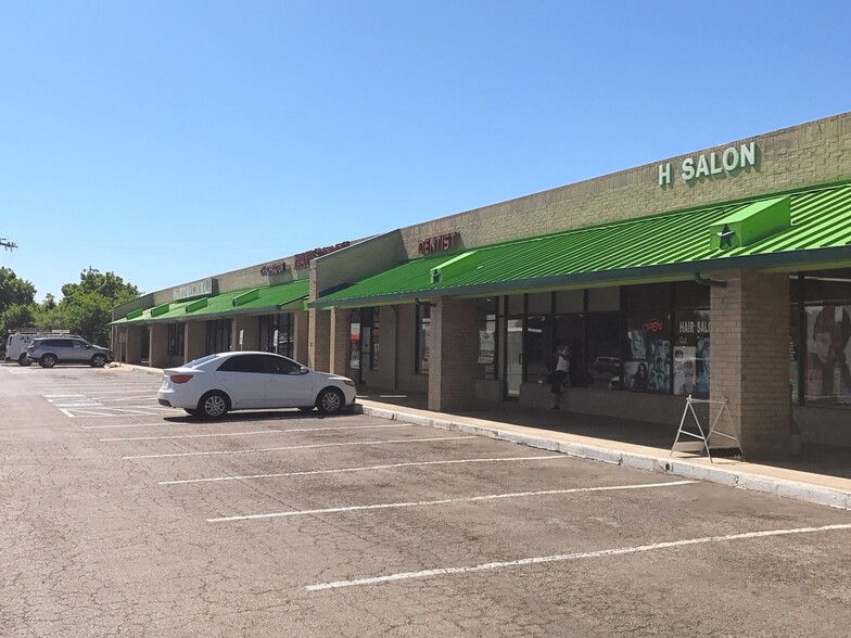 8734-8750 Grissom Rd, San Antonio, TX for lease - Building Photo - Image 2 of 5