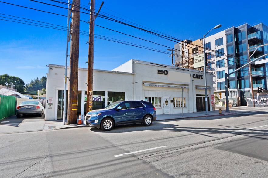 3601 Overland Ave, Los Angeles, CA for lease - Building Photo - Image 3 of 17