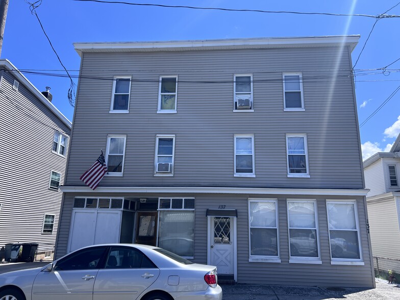 137 E White St, Summit Hill, PA for sale - Building Photo - Image 2 of 10