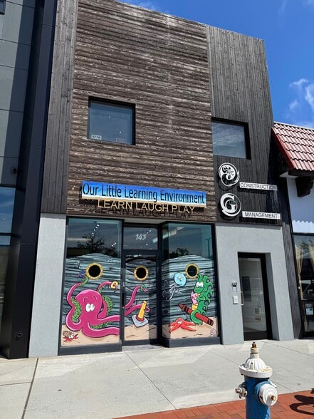 143 E Park Ave, Long Beach, NY for lease - Building Photo - Image 1 of 6