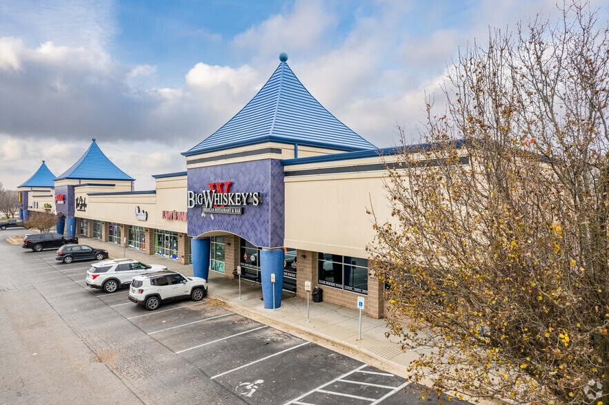 1440 W Republic Rd, Springfield, MO for lease - Primary Photo - Image 1 of 6