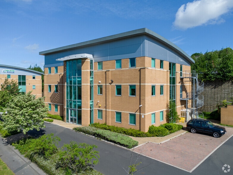 Scotswood Rd, Newcastle Upon Tyne for sale - Primary Photo - Image 1 of 1