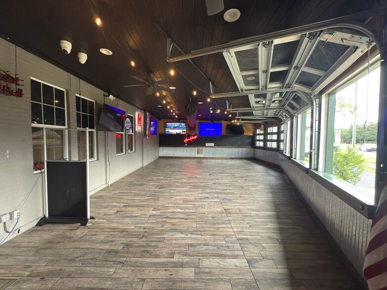 3419 Alternate 19, Palm Harbor, FL for sale - Building Photo - Image 2 of 9