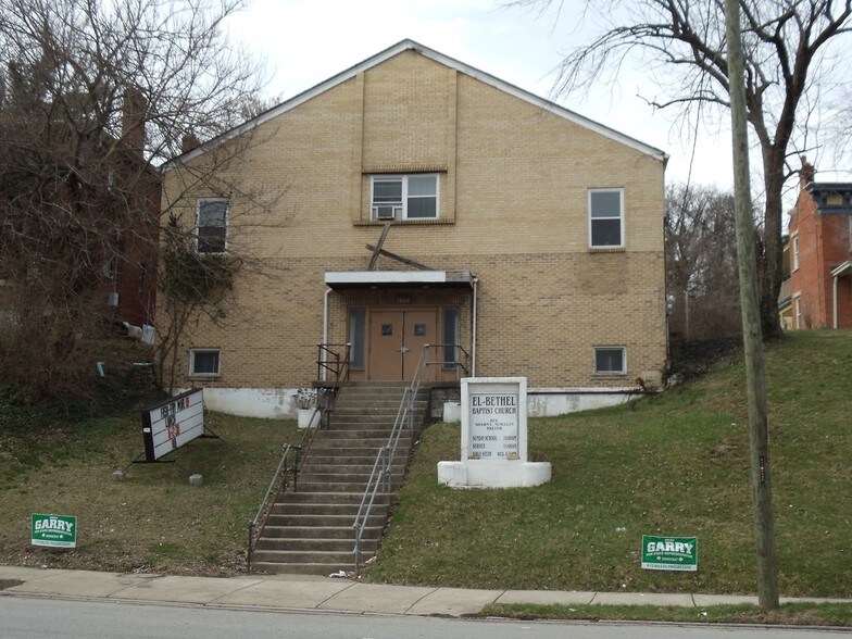 3869 Vine St, Cincinnati, OH for sale - Primary Photo - Image 1 of 1