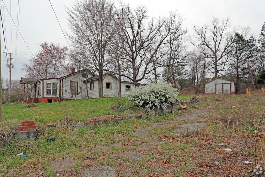 107 Sherron Rd, Durham, NC 27703