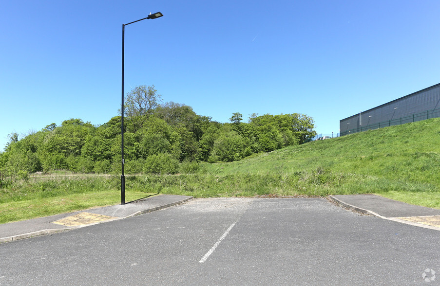 Smithy Wood Dr, Chapeltown for sale - Building Photo - Image 3 of 3