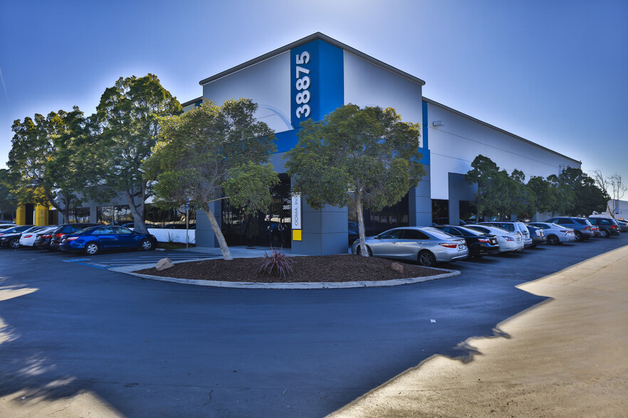 38875-38997 Cherry St, Newark, CA for lease - Building Photo - Image 1 of 7