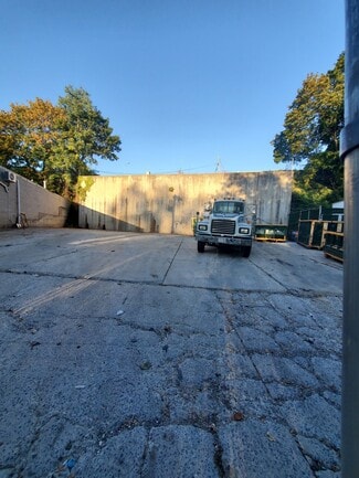 More details for 71 Water Mill ln, Great Neck, NY - Land for Lease