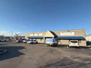 2099 Hillshire Cir, Memphis, TN for lease Building Photo- Image 1 of 5