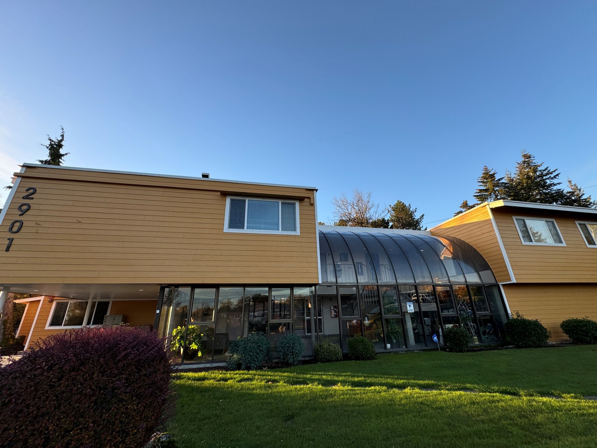 2901 S 128th St, Tukwila, WA for lease Building Photo- Image 1 of 5