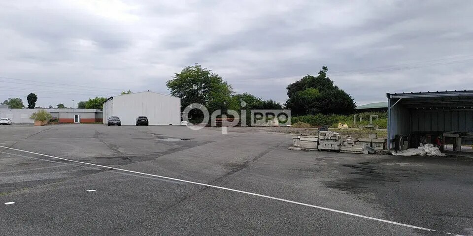 Flex in Lescar for lease Building Photo- Image 1 of 5