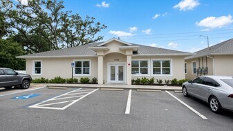 10541 Bloomingdale Ridge Dr, Riverview FL - Office Space