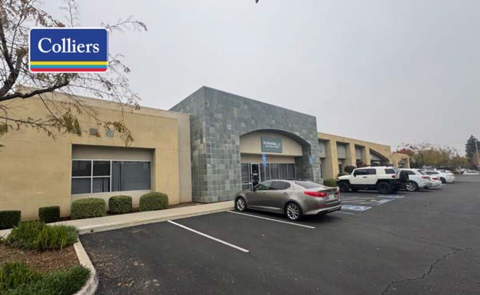 7275 N 1st Ave, Fresno, CA for lease - Building Photo - Image 1 of 7