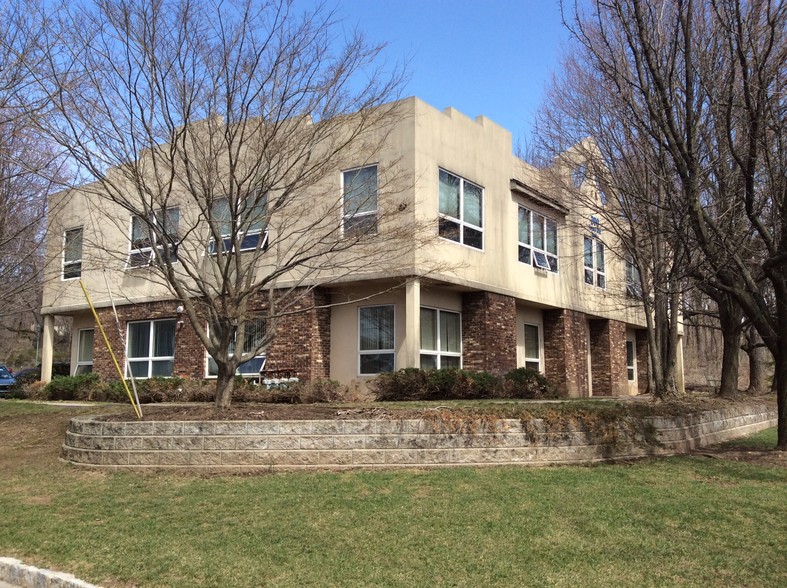 390 Main Rd, Montville, NJ for lease - Building Photo - Image 2 of 9