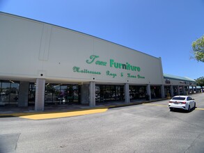 7004 W Waters Ave, Tampa, FL for lease Building Photo- Image 2 of 18