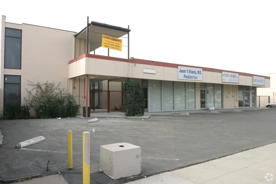 2000-2010 W Lincoln Ave, Anaheim, CA for sale - Building Photo - Image 1 of 1