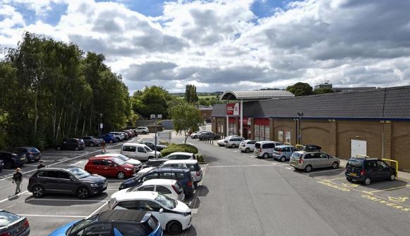 Church St, Burnley for lease - Building Photo - Image 2 of 7