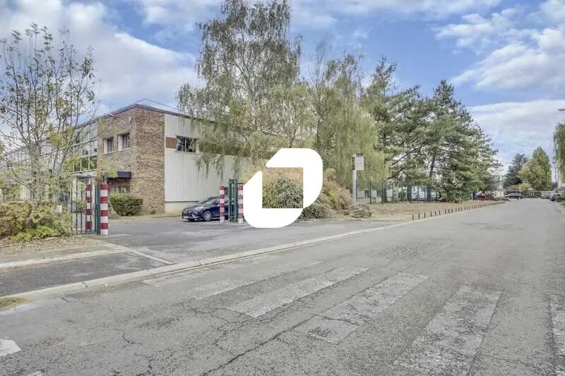 Flex in Les Ulis for lease - Building Photo - Image 2 of 21