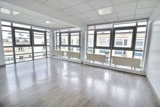 152 Rue De Picpus, Paris for lease Interior Photo- Image 1 of 7
