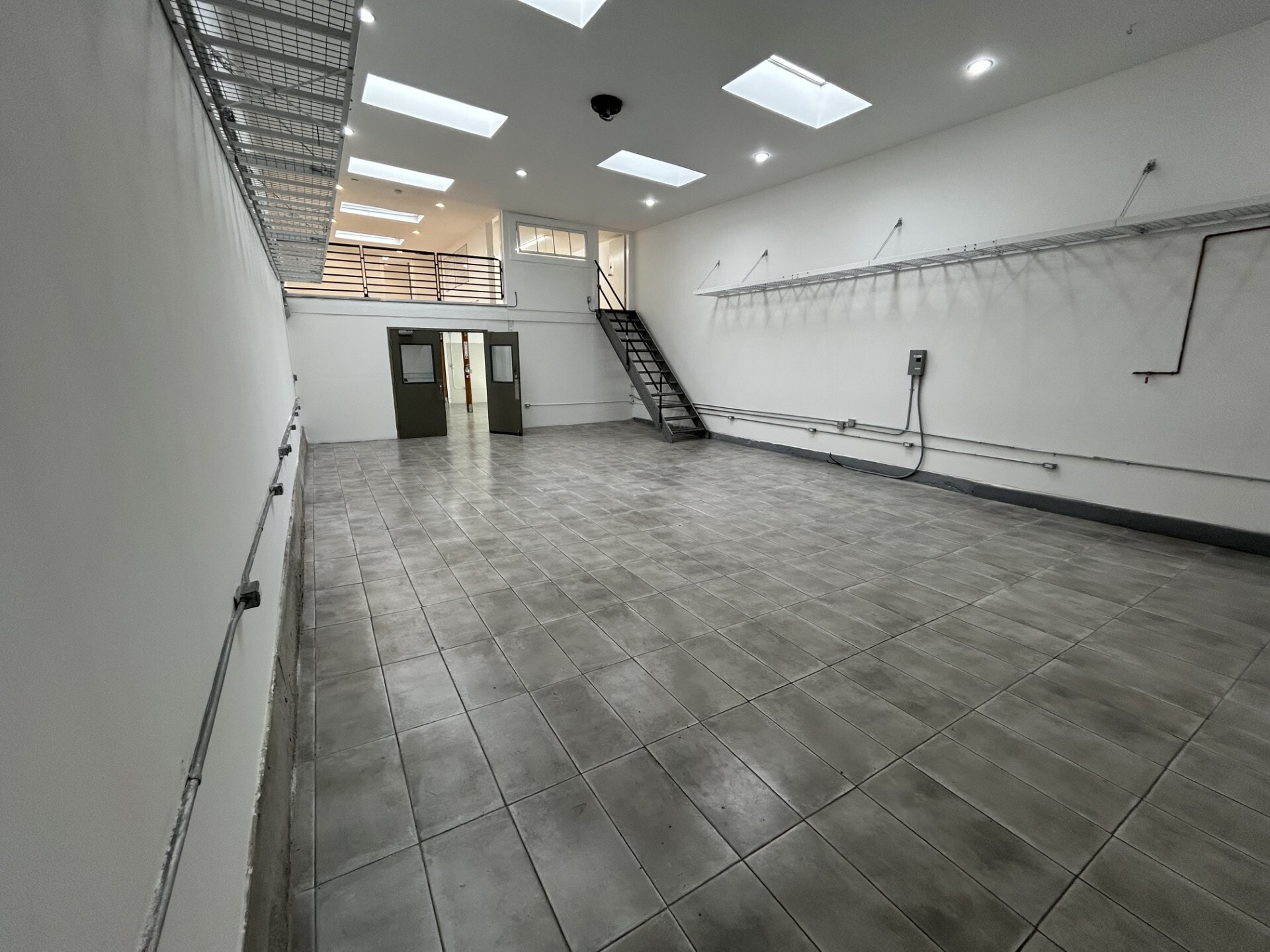 32 Shotwell St, San Francisco, CA for lease Interior Photo- Image 1 of 8