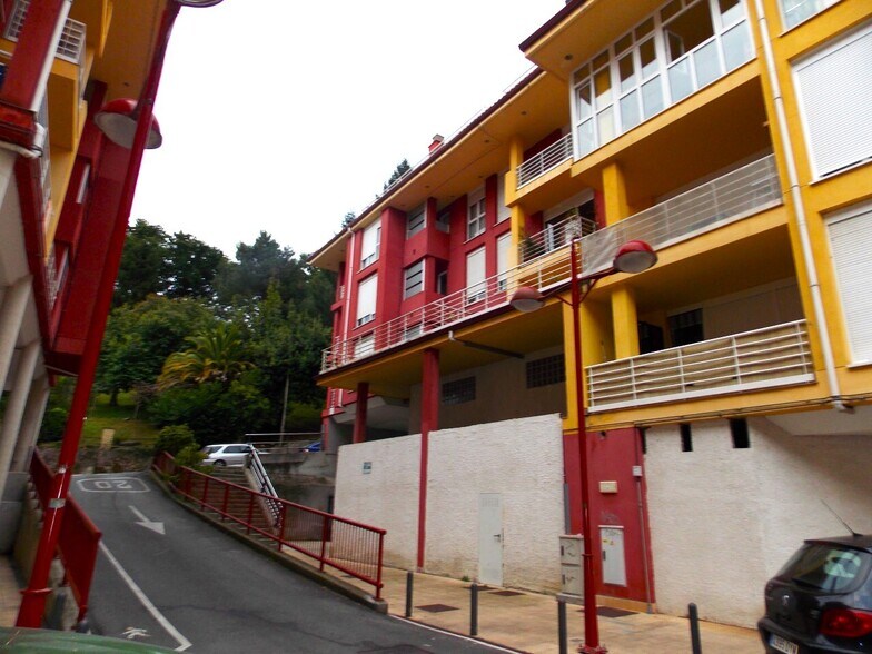 Retail in Ampuero for sale - Building Photo - Image 2 of 18