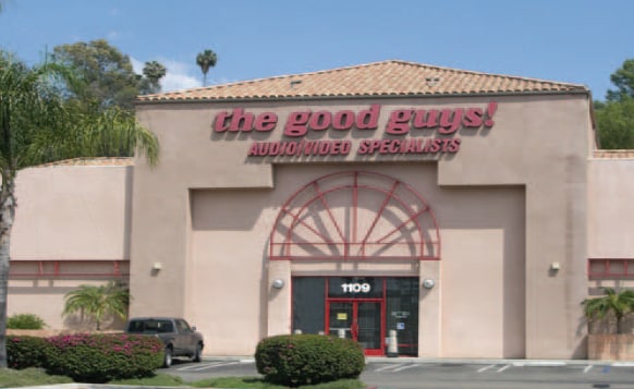 1109 W Valley Pky, Escondido, CA for lease - Building Photo - Image 2 of 9