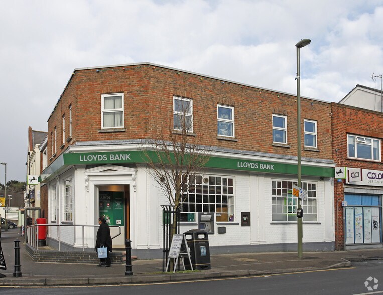 10 Station Appr, Ashford for sale - Primary Photo - Image 1 of 1