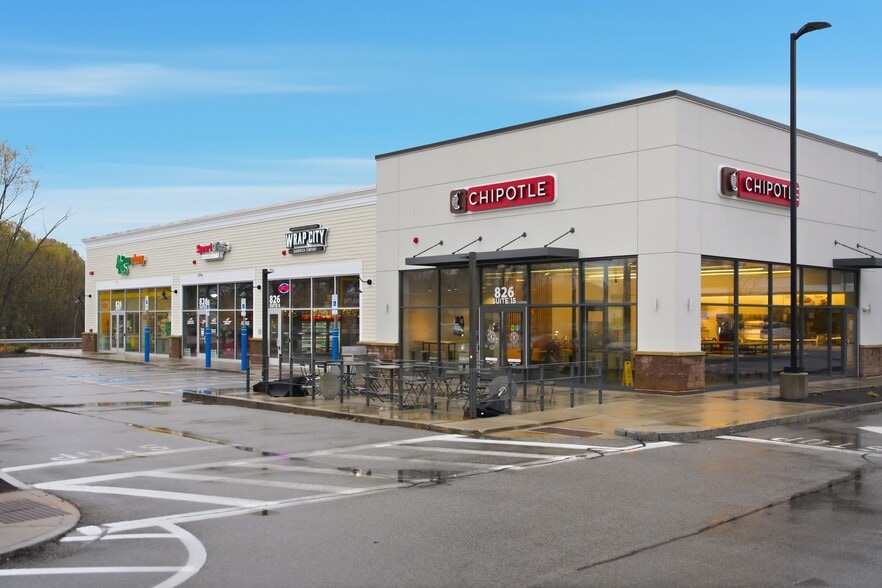 836 Central Ave, Dover, NH for lease - Building Photo - Image 3 of 9