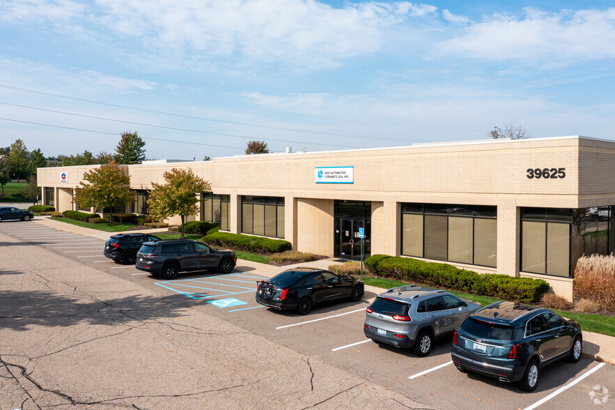 39625 Lewis Dr, Novi, MI for lease - Building Photo - Image 2 of 5