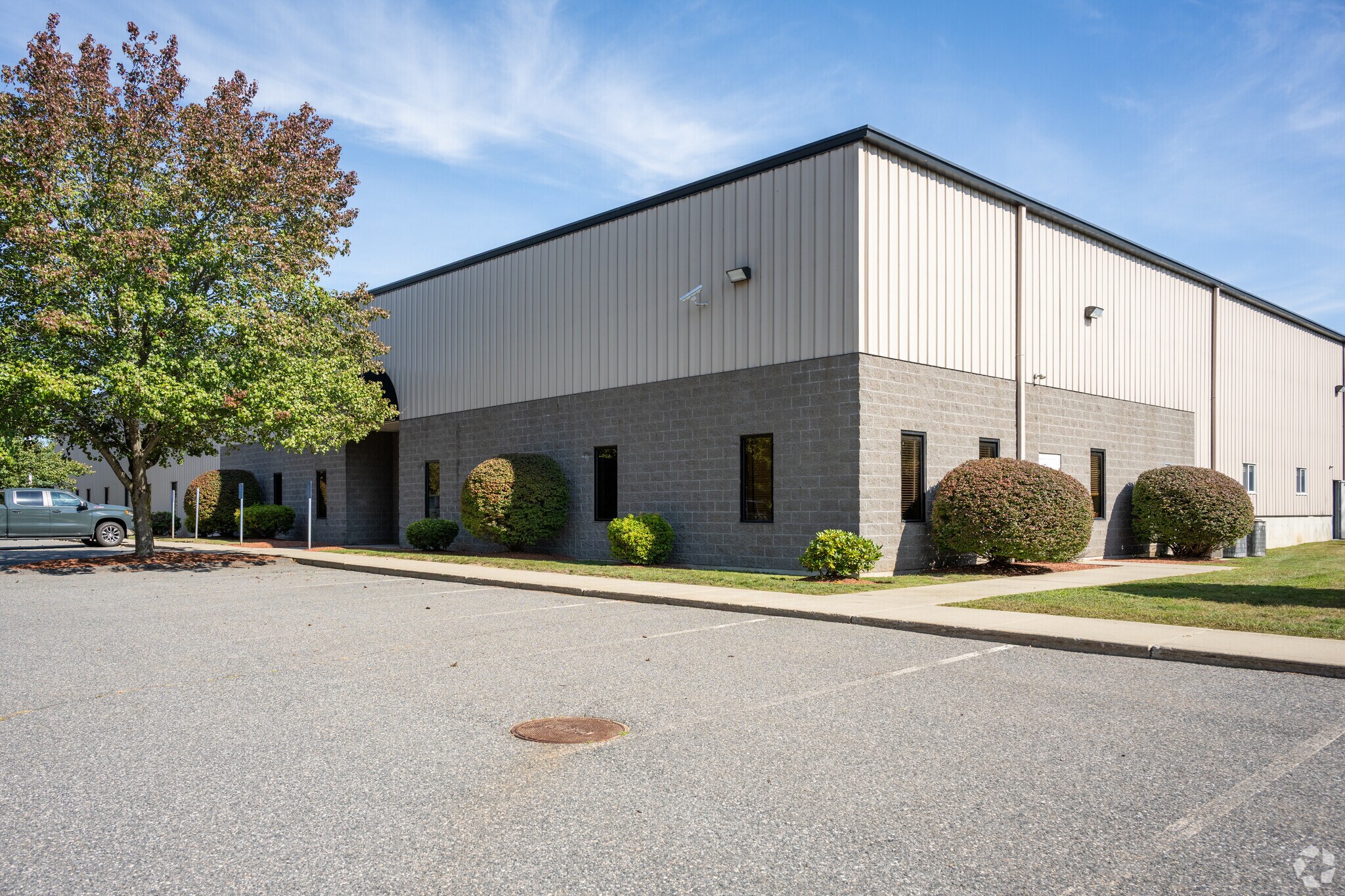 68 Providence Rd, Sutton, MA for sale Primary Photo- Image 1 of 1