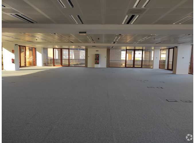 Office in Madrid, MAD for lease - Building Photo - Image 1 of 10