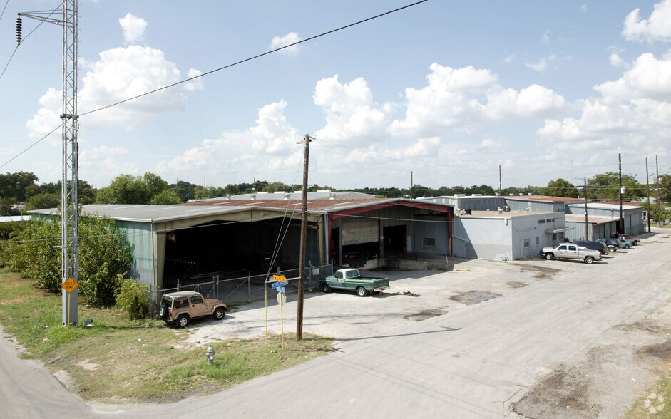 1209-1219 N San Jacinto St, San Antonio, TX for sale - Primary Photo - Image 1 of 1