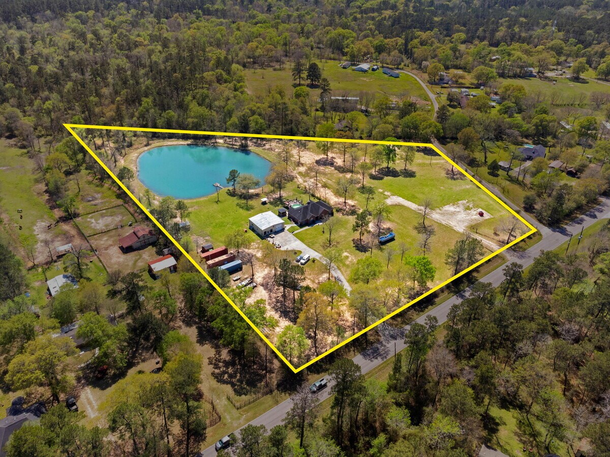 31353 Dobbin Huffsmith Rd, Magnolia, TX 77354