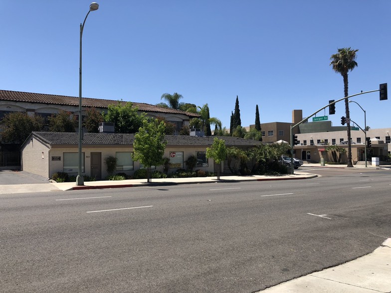 202-204 S Juniper St, Escondido, CA for sale - Building Photo - Image 3 of 12