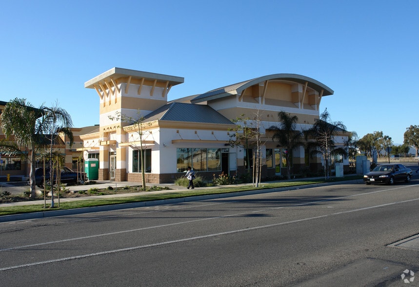 2701 S Rose Ave, Oxnard, CA for sale - Primary Photo - Image 1 of 1