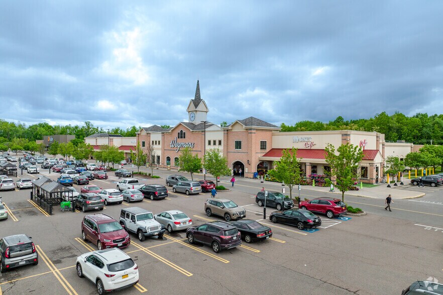 7519 Oswego Rd, Liverpool, NY for sale - Primary Photo - Image 1 of 1