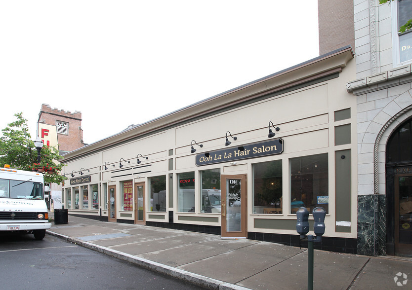 87-105 W Main St, New Britain, CT for lease - Building Photo - Image 1 of 7