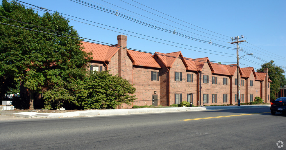 851 Main St, Weymouth, MA for lease - Building Photo - Image 2 of 6