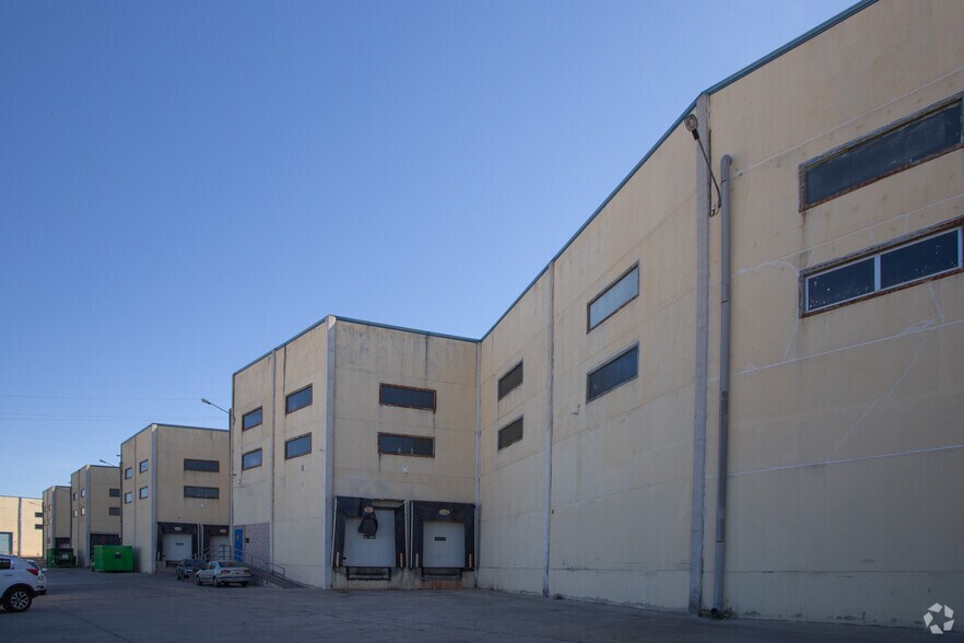 18 Calle Monte Naranco, Seseña, Toledo for sale - Building Photo - Image 2 of 3