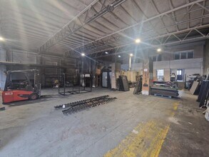 Southmoor Rd, Manchester for lease Interior Photo- Image 2 of 8